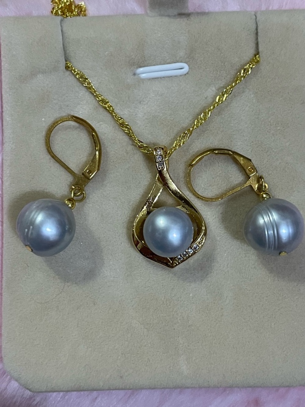 Grey South Sea Pearl Necklace 22" &  Grey South Sea Pearl Stud Earrings